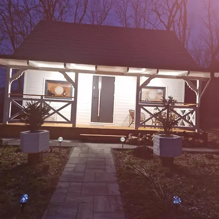 Дом отдыха Piekny Caloroczny Domek Boszkowo-dominice *